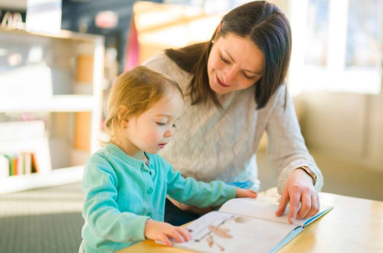 Montessori Parenting Style: Raise a Truly Independent Child (Science-Backed)