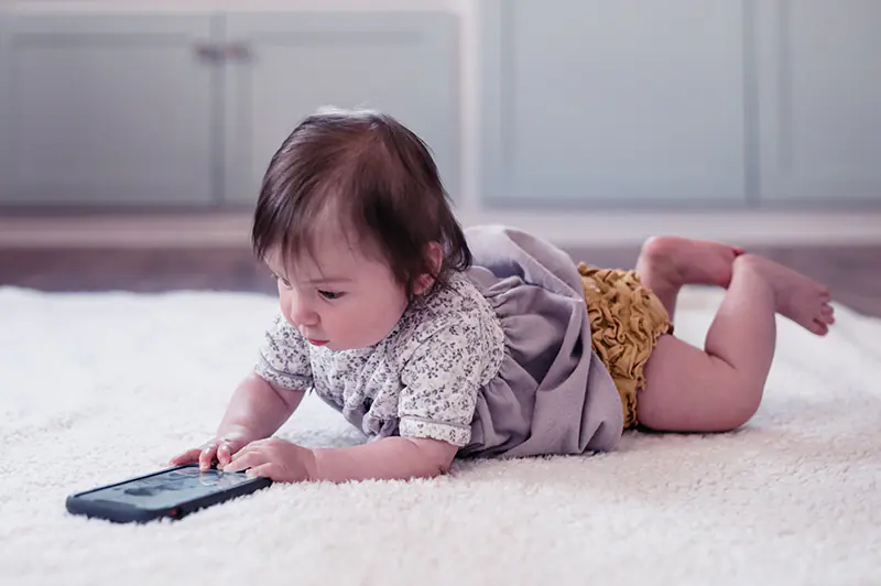 Under 18 Months Screen Time and the Developing Brain